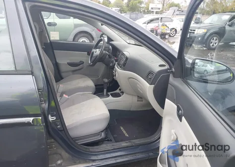 2008 Hyundai Accent Gls z USA, uszkodzony, nr VIN KMHCN46CX8U258520